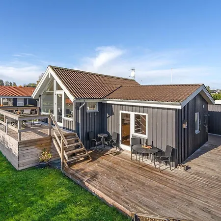 Ferienhaus Gudserk - 50m From The Sea By Interhome